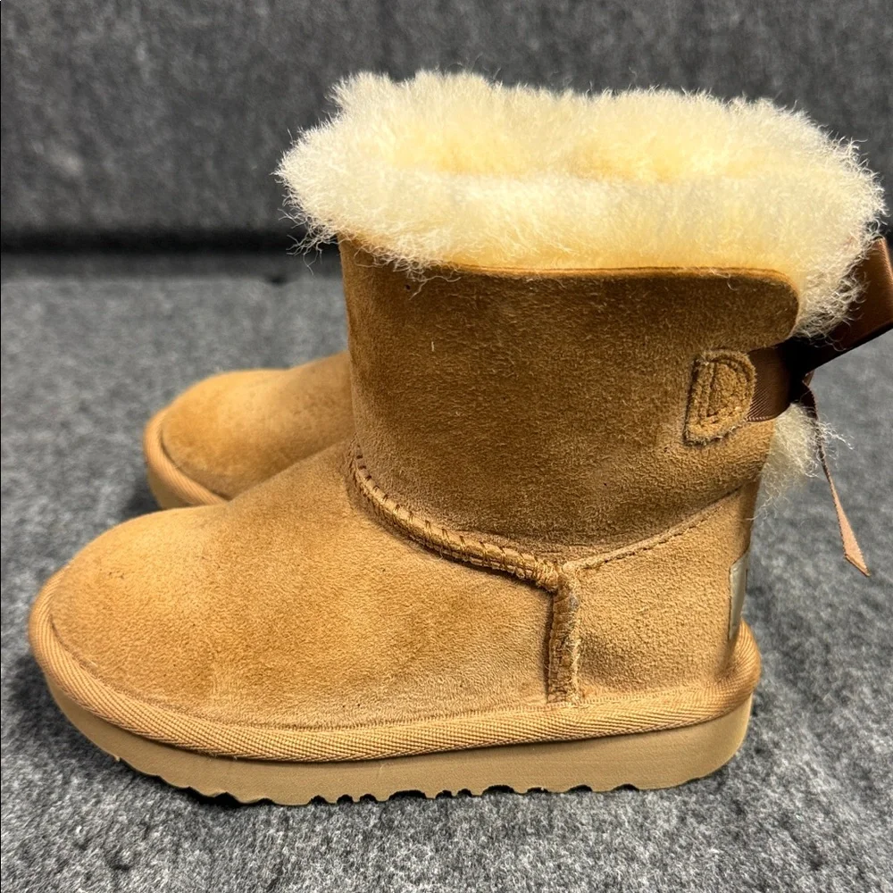 UGG Tan Kids Boots - Picture 3 of 8
